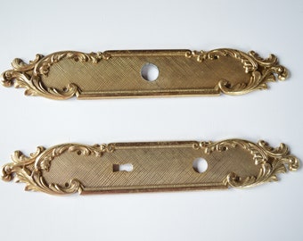 One Antique Brass Door Finger Plate - French Vintage Solid Brass Finger Plate - French Provincial Door Furniture - Chateau Chic