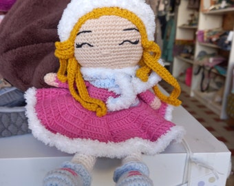 Poupée au crochet