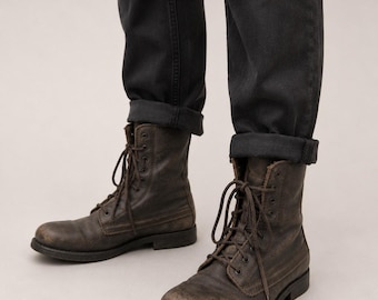 Stivali da lavoro Superdry in pelle effetto invecchiato – Made in Portugal, taglia UK 9