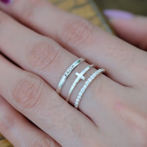 Sterling Silber Glaube Kreuz Ring mit klarem CZ, seitlich Kreuz Ring, religiöser Ring, Promi Kreuz Ring, christlicher Ring, Glauben Kreuz Ring