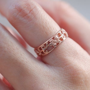 Vintage Sterling Silver Flower Filigree Band Ring,Rose gold Flower ring,Nouveau Ring,Promise Ring,Bridesmaid Gift,Stackable Ring,Midi Ring