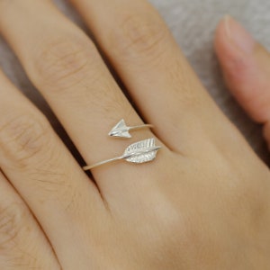 Sterling Silver Sideways Arrow Ring,Friendship Day Gift,Thanksgiving Gift,Open Arrow Ring,Boho Ring,Celebrity Style Double Wrap Arrow Ring