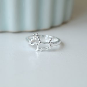 Sterling Silver Schnauzer Ring,Dog Lover Ring,Pet Lovers Gift,Silver Dog Ring,Animal gift,Dog Owner Jewelry,Gift for Her,Minimalist Ring
