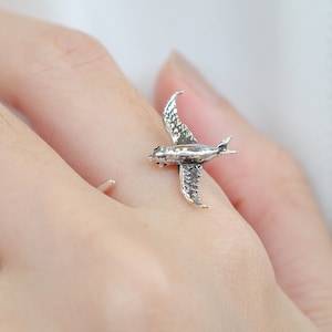 Sterling Silver Flying Hummingbird Ring,Cute Hummingbirds Ring,Silver Bird Ring,Nature Ring, Dainty Bird Ring,HummingBird Gift Jewelry Gift