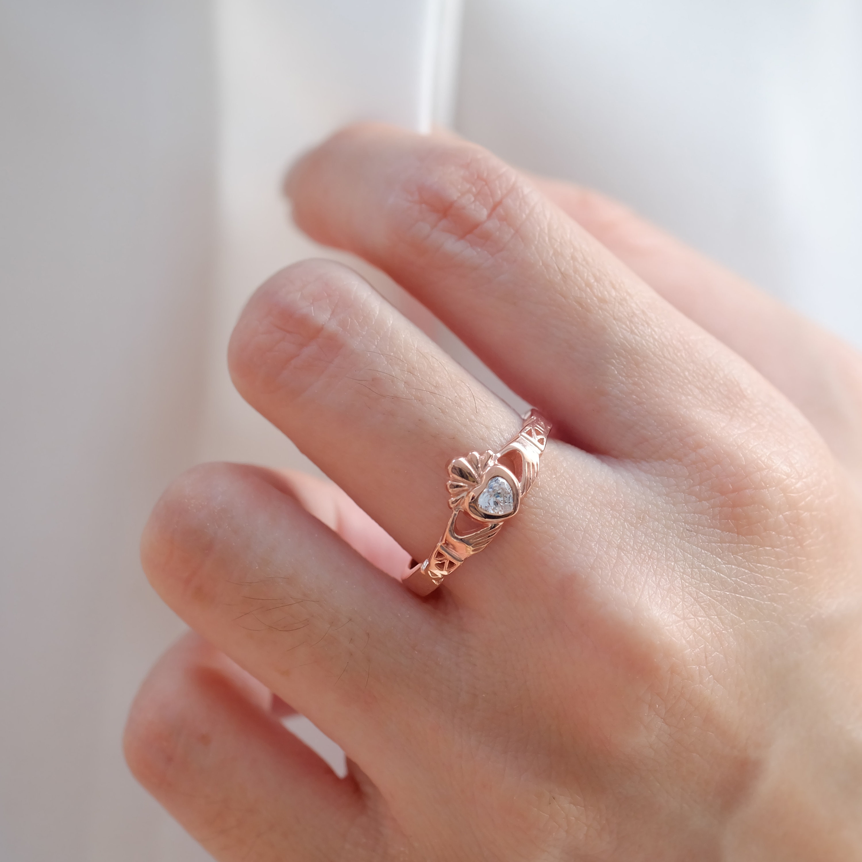 Set Di Anelli Claddagh, Cuore Con Zirconi Cubici Simulati