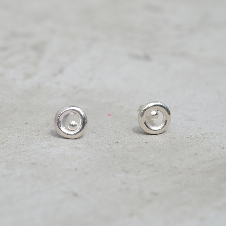 Sterling Silver Tiny Circle Stud Earrings,Dot Stud Earrings,Geometric Studs Earring,Circle Stud Earrings,Minimalist Stud Earrings