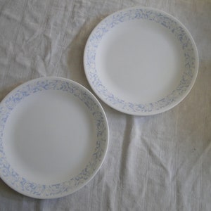 Set of 2 Corning Corelle SEA and SAND Pattern 10-1/4&quot; Dinner Plates