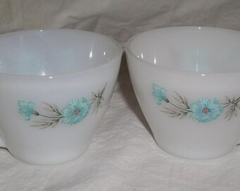 Set mit 2 Anchor Hocking Fire King BOUTONNIERE Muster Tassen