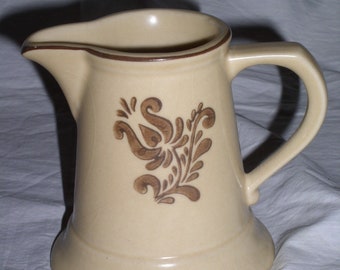 Pfaltzgraff VILLAGE Pattern Creamer