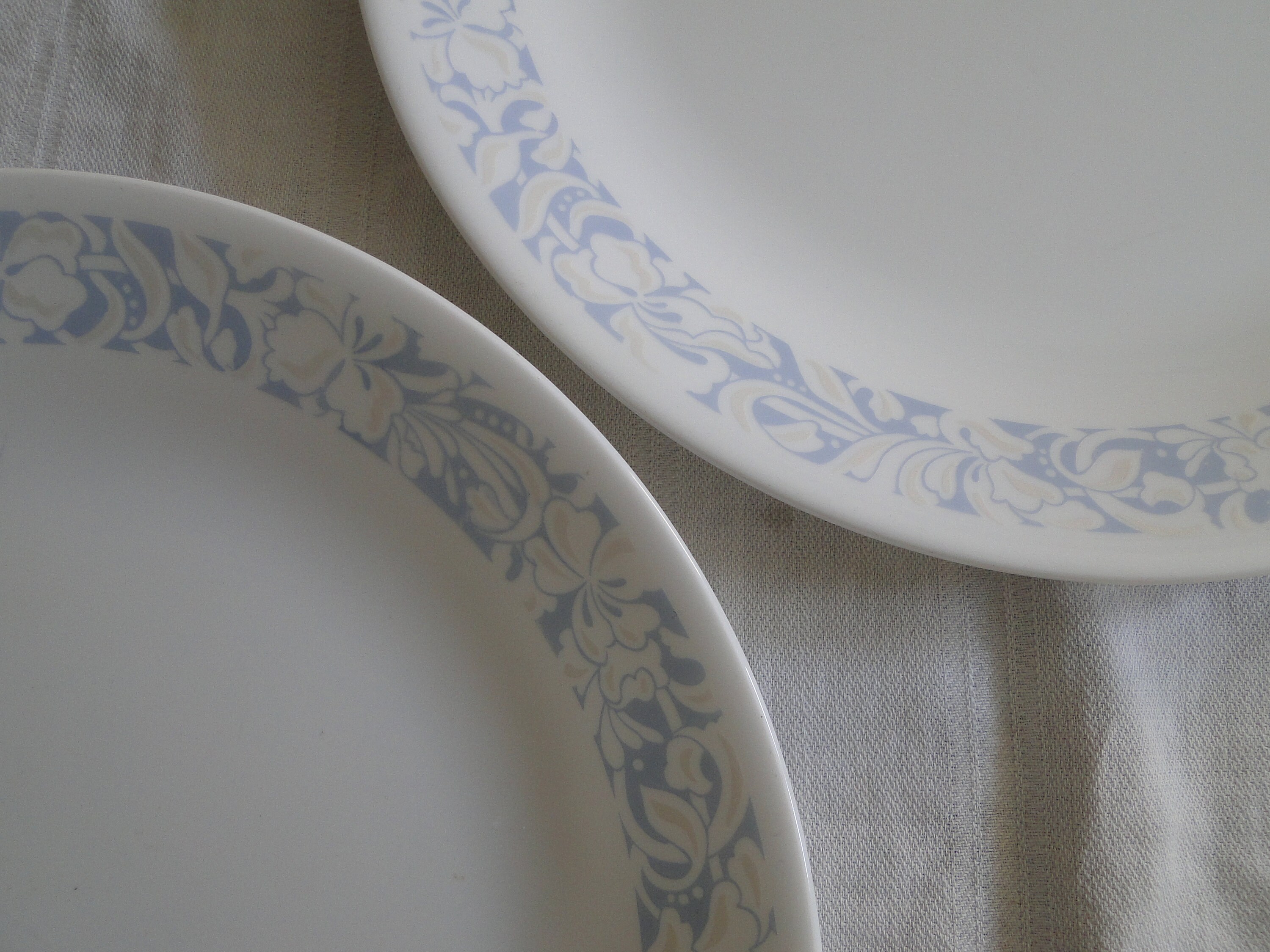 Set of 2 Corning Corelle SEA and SAND Pattern 10-1/4