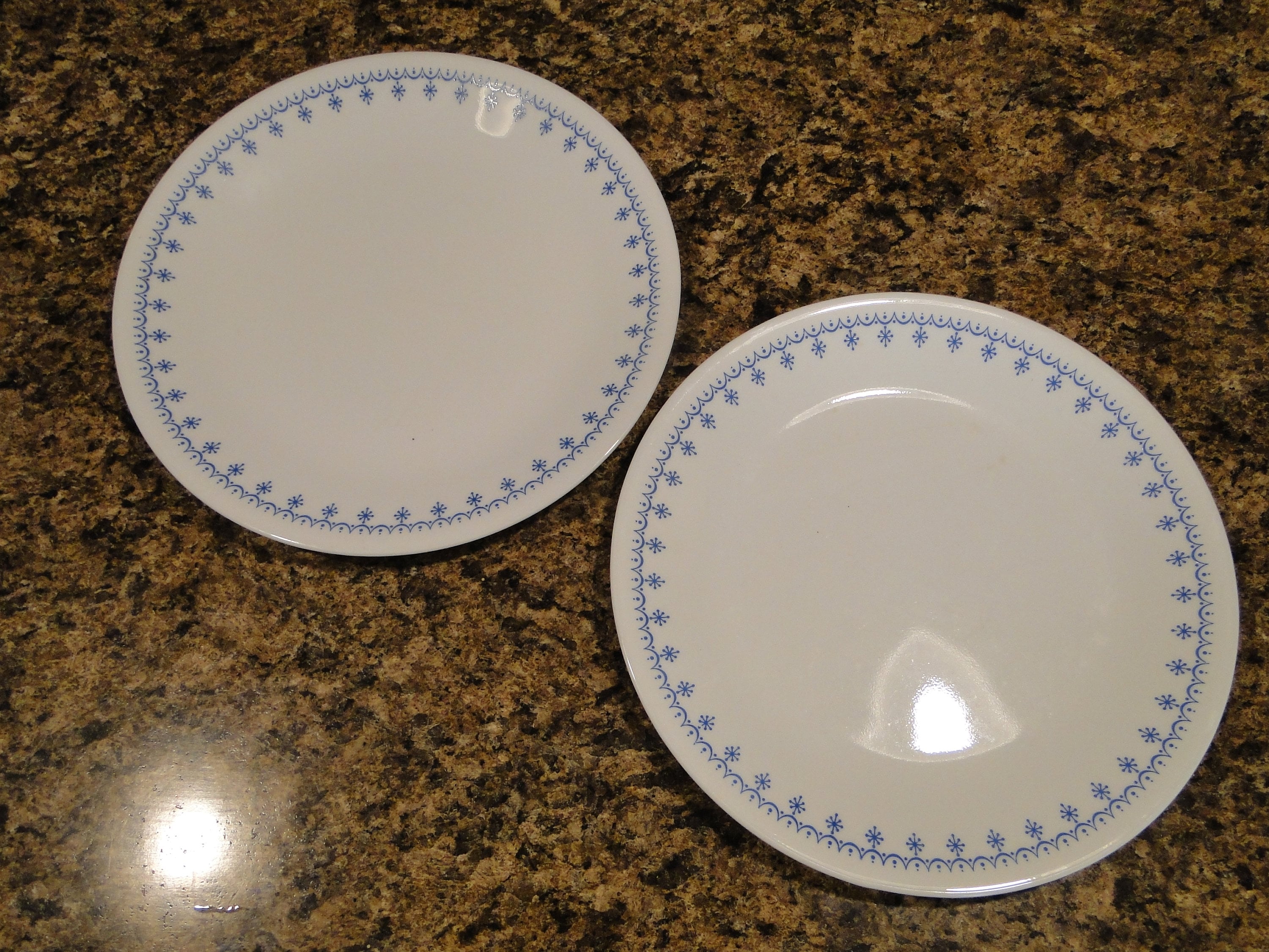 Set of Corning Corelle SNOWFLAKE BLUE Pattern 8-1/2
