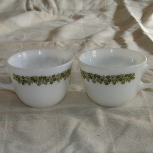 Set of 2 Corelle Pyrex SPRING BLOSSOM GREEN Pattern Centura Style Coffee Cups