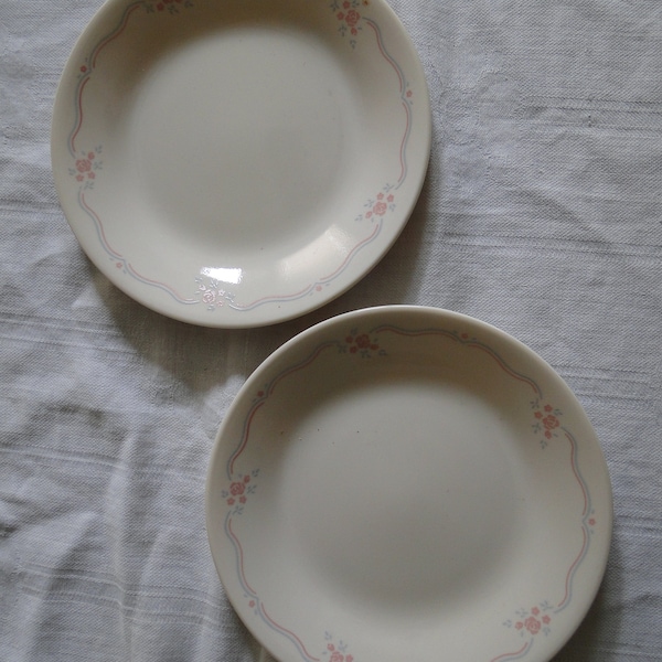 Set of 2 Corning Corelle ENGLISH BREAKFAST Pattern 6-3/4" Bread Plates