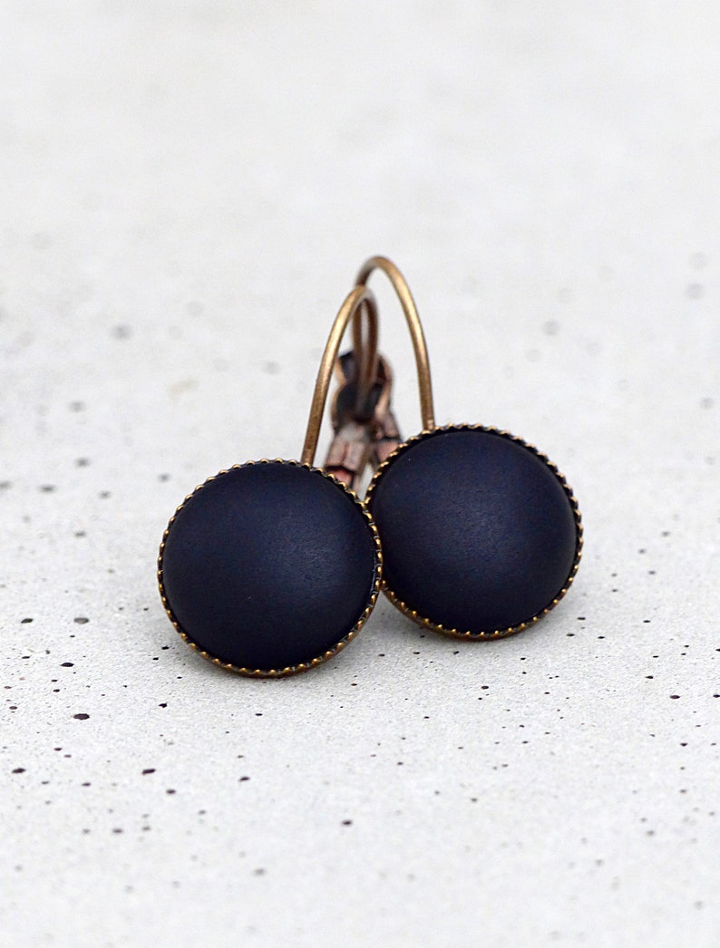 Basic earrings with matt, black gemstone vintage look afbeelding 5