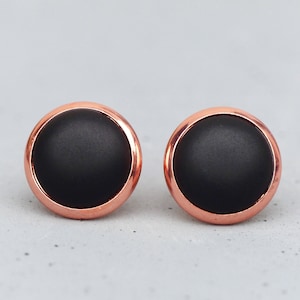 Black stud earrings ~ Stud earrings with black, matte gemstone ~ Basic stud earrings