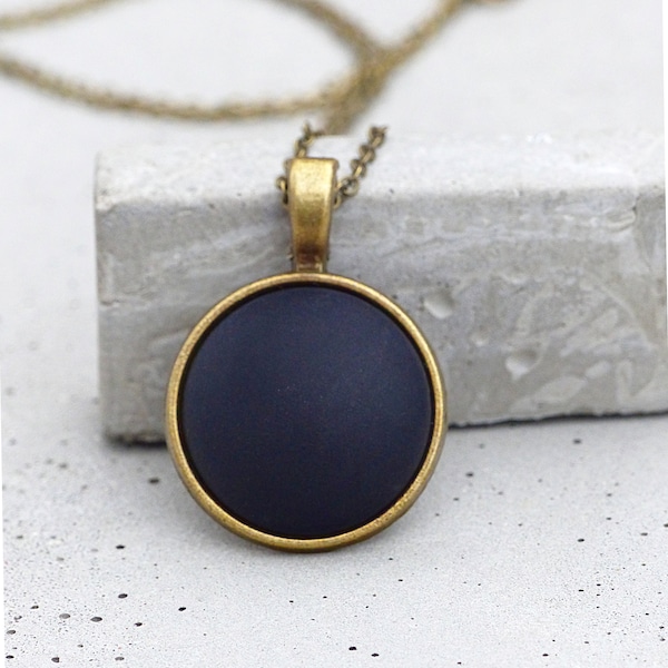 Collier basique ~ noir mat