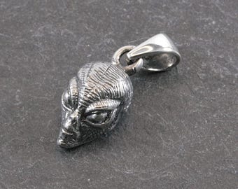 Alien, silver, pendant