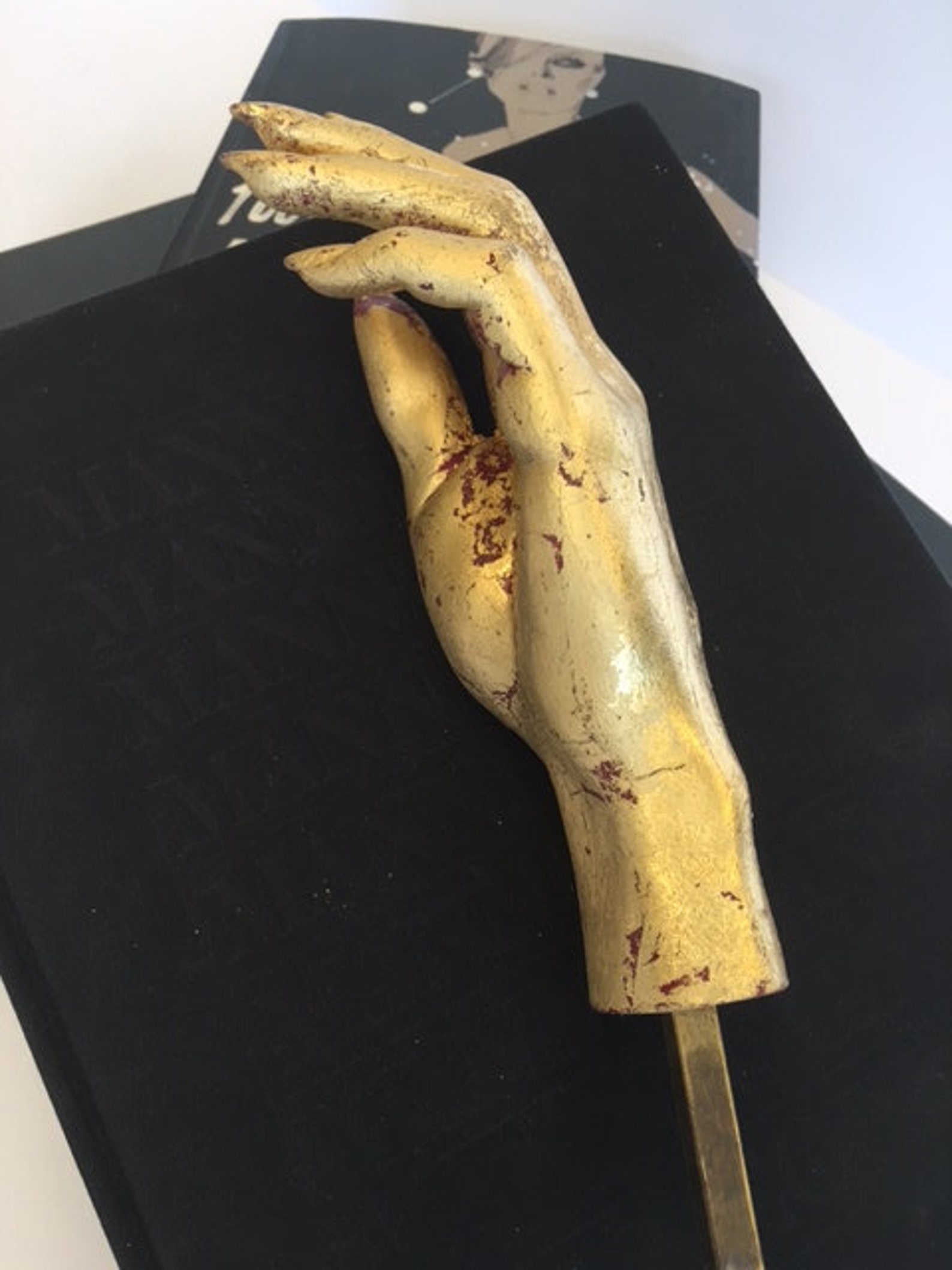 Hand Paperweight Rootstein Mannequin Hand Paperweight - A&AL Goldfinger Numbered Series ...