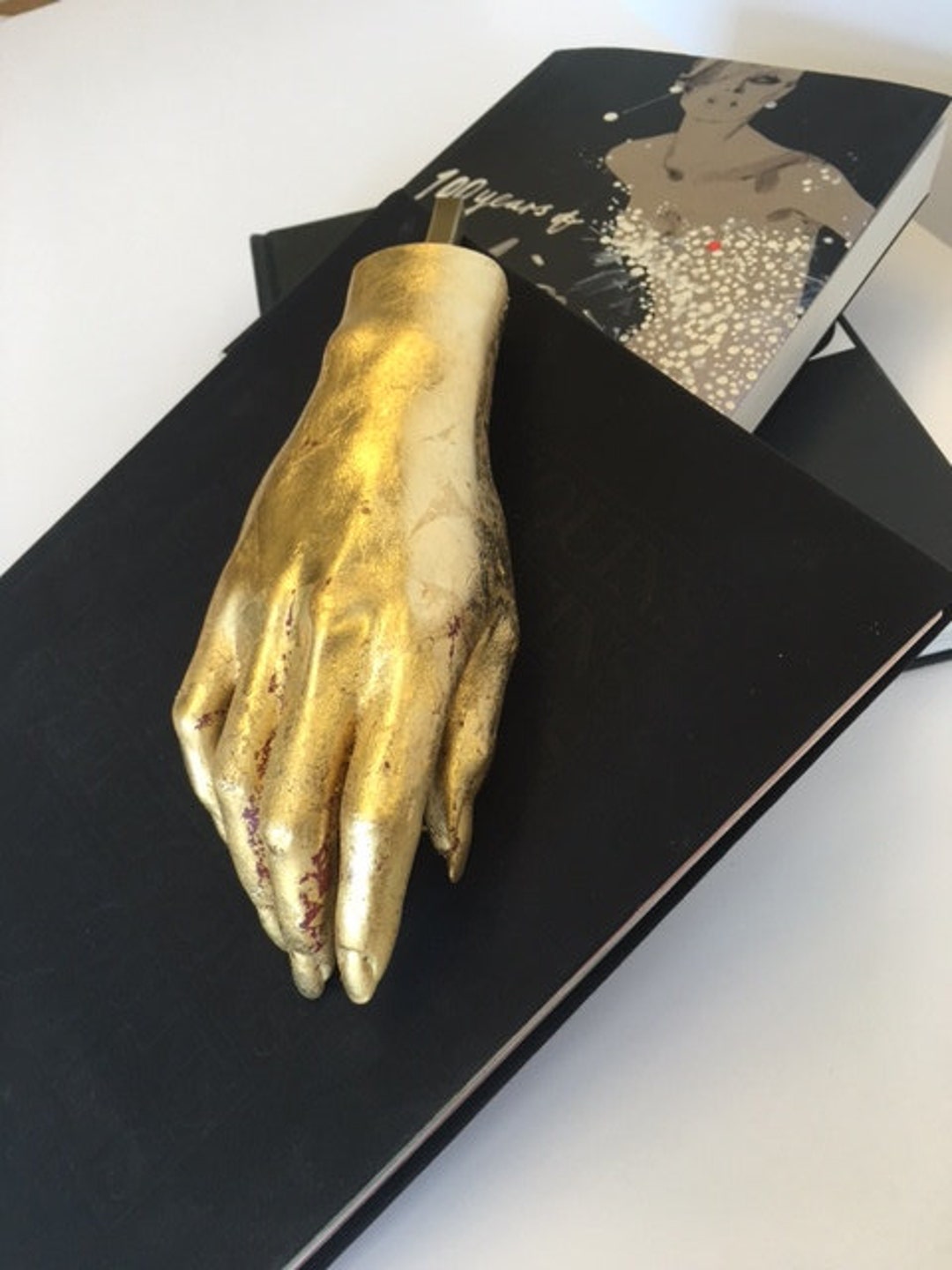Hand Paperweight Rootstein Mannequin Hand Paperweight - A&AL Goldfinger Numbered Series ...