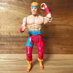 Vintage 80&#39;s Chuck Norris Karate Kommandos Battle Gear Action Figure with Dual Flashing Karate Chops, Retro 1986 Kenner Ruby Spears Fun Toy!