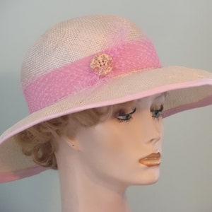Women&#39;s straw wide brim hat, pink trimmed straw hat, cloche with wide brim, vintage style, wedding church hat, formal women&#39;s hat, tea party