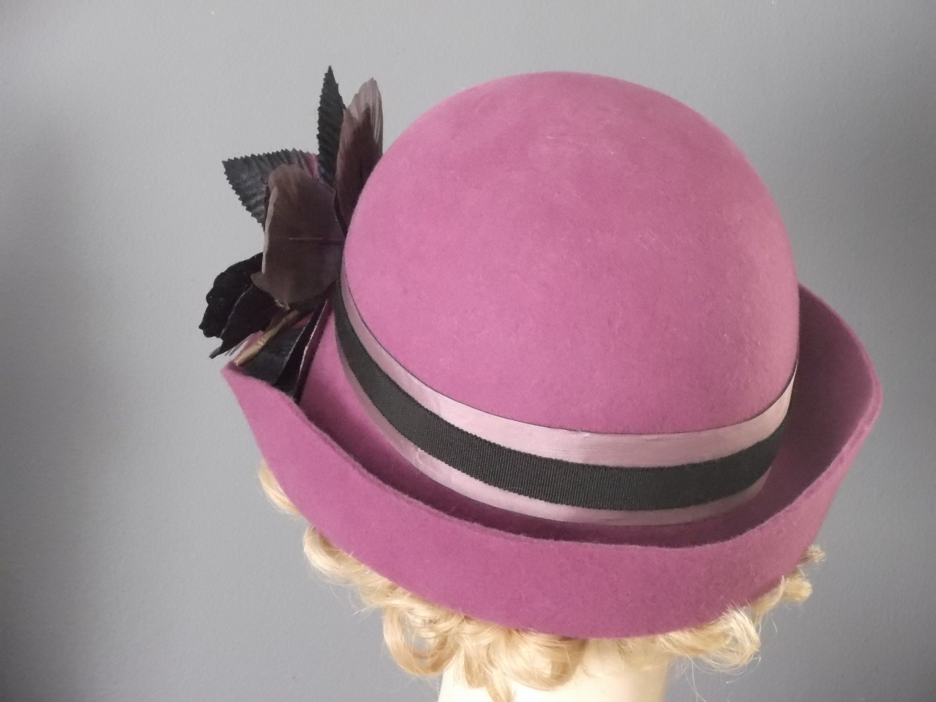 Vintage Mimi\'s Hats Black Cloche with Mauve 3D Floral Accents M/L Women main image 4