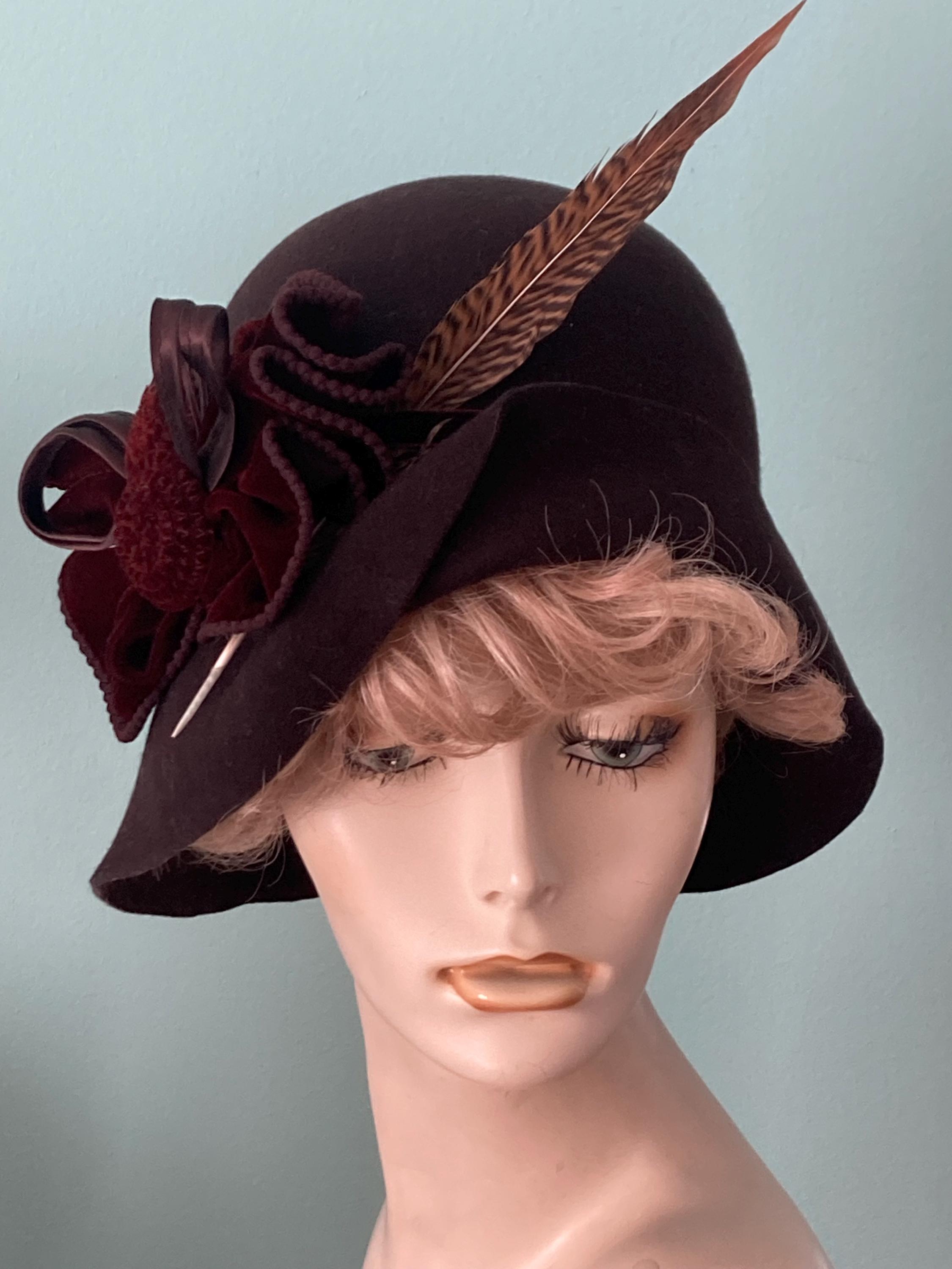 Vintage Style Felt Cloche Hat: Burgundy Velvet Floral 