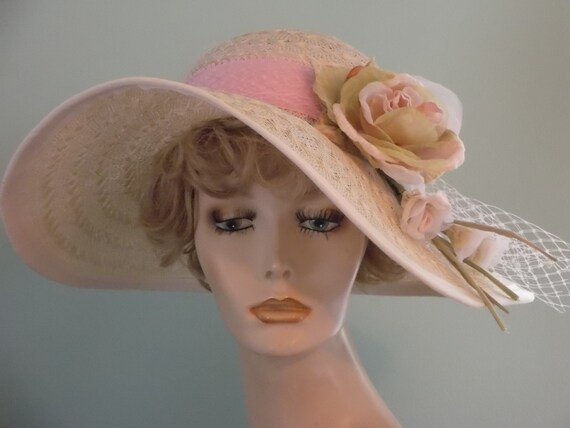 Wide Brim Kentucky Derby Hat: Vintage Style Straw Hat With  display picture 2