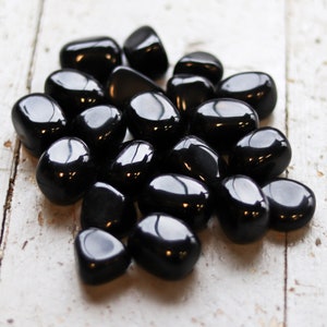 Black Obsidian Tumbled Stone