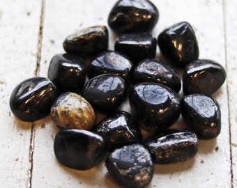 Black Tourmaline Tumbled Stone