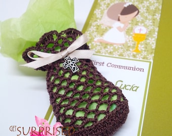 ALMOND CROCHET FAVORS. 6 Brown Handmade confetti pouches. Confirmation-Wedding-first communion-baby shower-anniversary favor. Bomboniere.