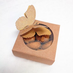 40 Amaretti Favors Embossed Bomboniere With Amarettini Etsy