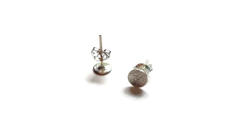 Tiny reticulated dome stud earring image 2