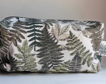 Leaf Prints Medium Breien & Haak Project/Toiletry Box Bag