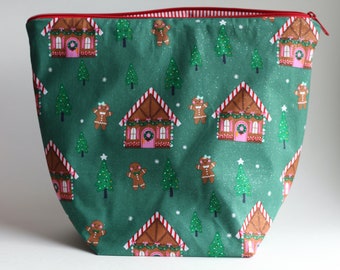 Gumdrop Buttons Bucket Bag Knitting & Crochet Project/Toiletry Box Bag