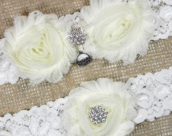 Irish LACE  wedding garter set pink and white Claddagh Charm HEIRLOOM ELEGANCE