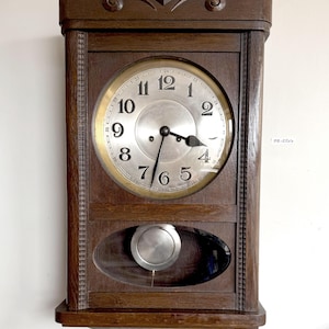 Antique German Wall Clock – Junghans, Oak Veneer, Early 1900s