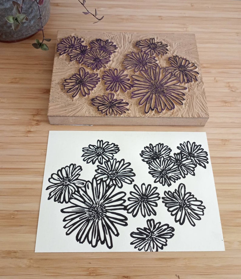Daisies original handmade 5x7 linocut print, unframed, black ink on cream cardstock. 5x7 art, gallery wall art, daisies art, flower art, 5x7 image 2