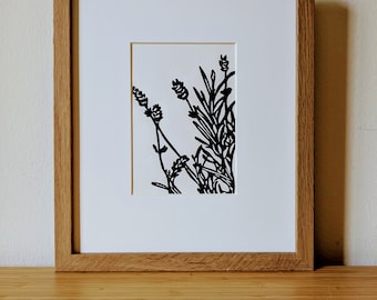 Impresión linográfica original de lavanda, hecha a mano, de 5x7, tinta negra sobre cartulina color crema, sin marco.