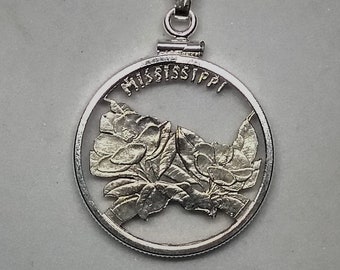 Mississippi Quarter Cut Coin Necklace Pendant, Flowers