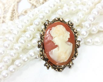 Victorian Inspired Cameo Brooch, Vintage Cameo Pin, Gorgeous Cameo Jewelry, Victorian Inspired Accessory #B118