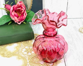 Fenton Cranberry Ruffle Vase, Ruby Art Glass, Vintage Decor #B544