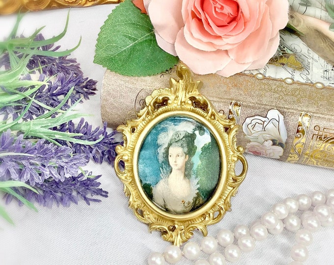 Vintage Marie Antoinette Portrait, Italian Satin Cameo in Gold Frame #B598