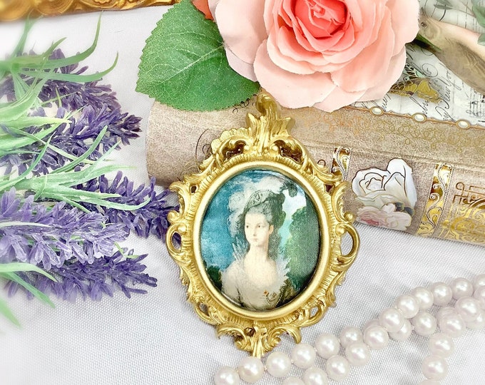 Marie Antoinette Portrait, Italian Satin Depose, Italian Framed Art, Framed Cameo, Vintage Portrait Cameo, Framed Art #B598