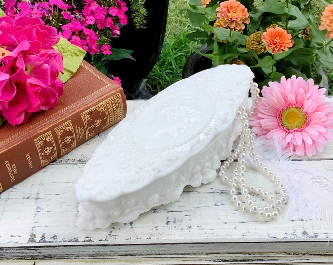 LARGE Jenny Lind Milk Glass Trinket Box, Fostoria Milk Glass, Jenny Lind Portrait Covered Trinket Dish, Jenny Lind Milk Glass Decor #B698