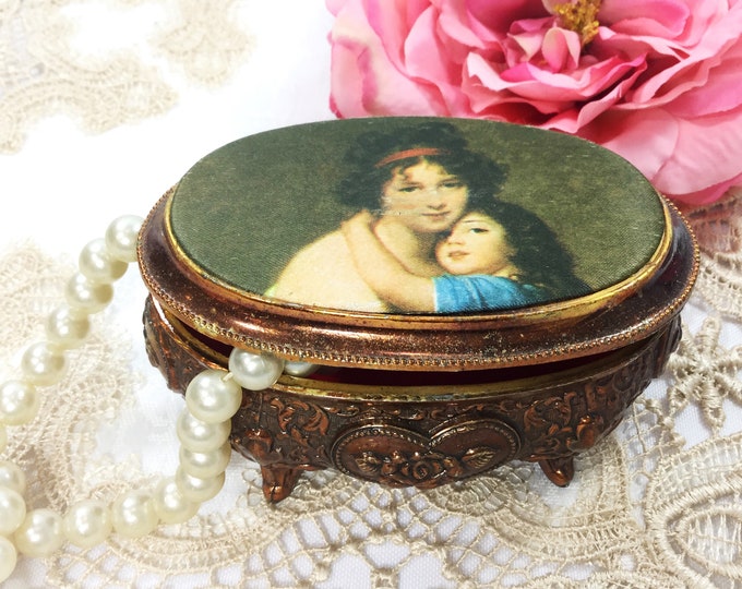 Victorian Satin Portrait Trinket Box, Victorian Jewelry Box, Vintage Trinket Box #B346