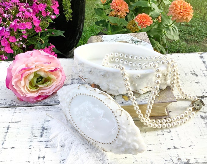 Vintage Fostoria Milk Glass Trinket Box, Jenny Lind Cameo, Gold Accents #B697