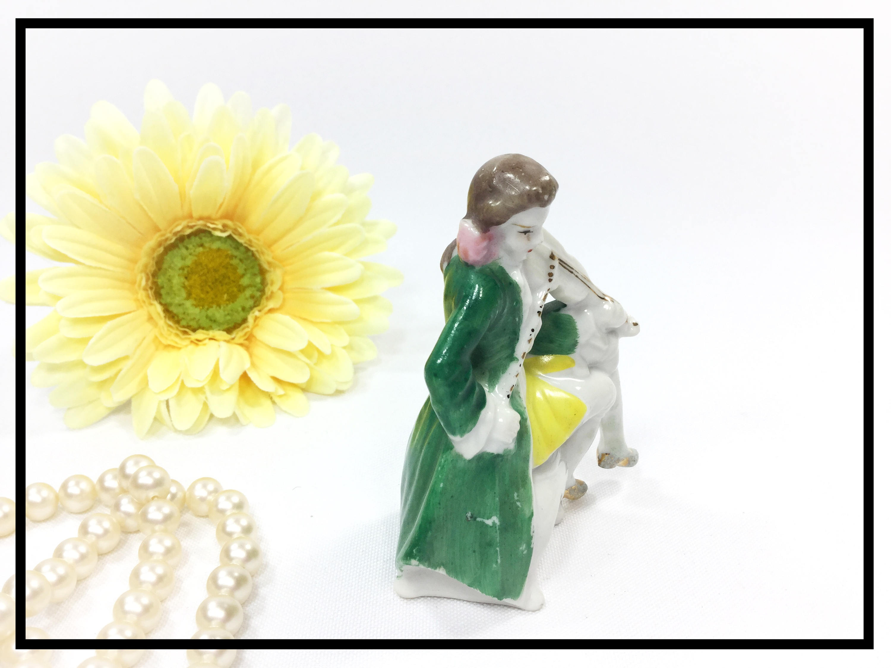Violin Playing Colonial Figurine, Japan Porcelain Figurine, Musical