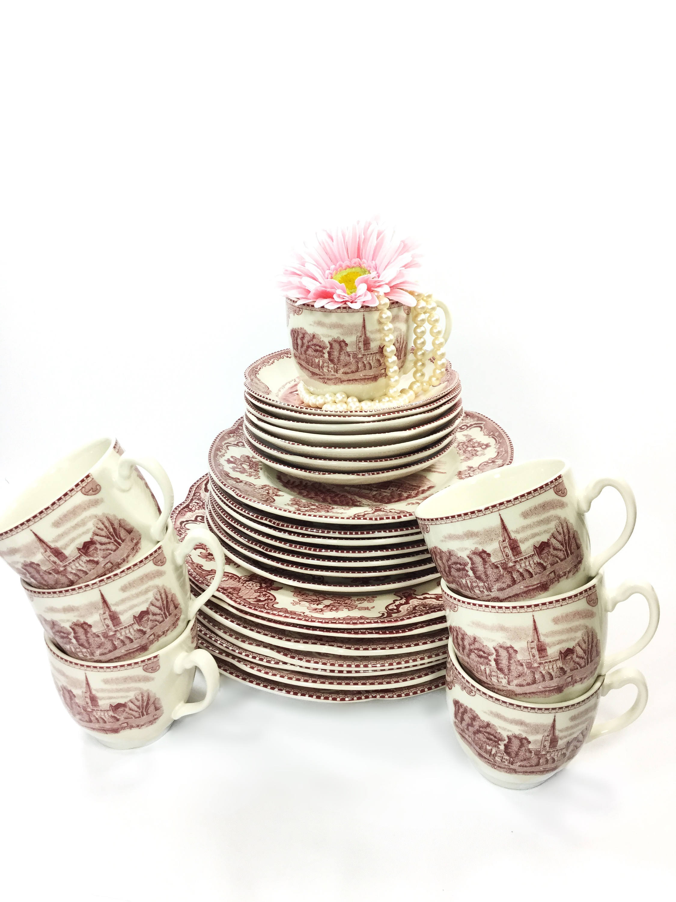 28 Piece Johnson Brothers Old Britain Castles Dinnerware Set, English