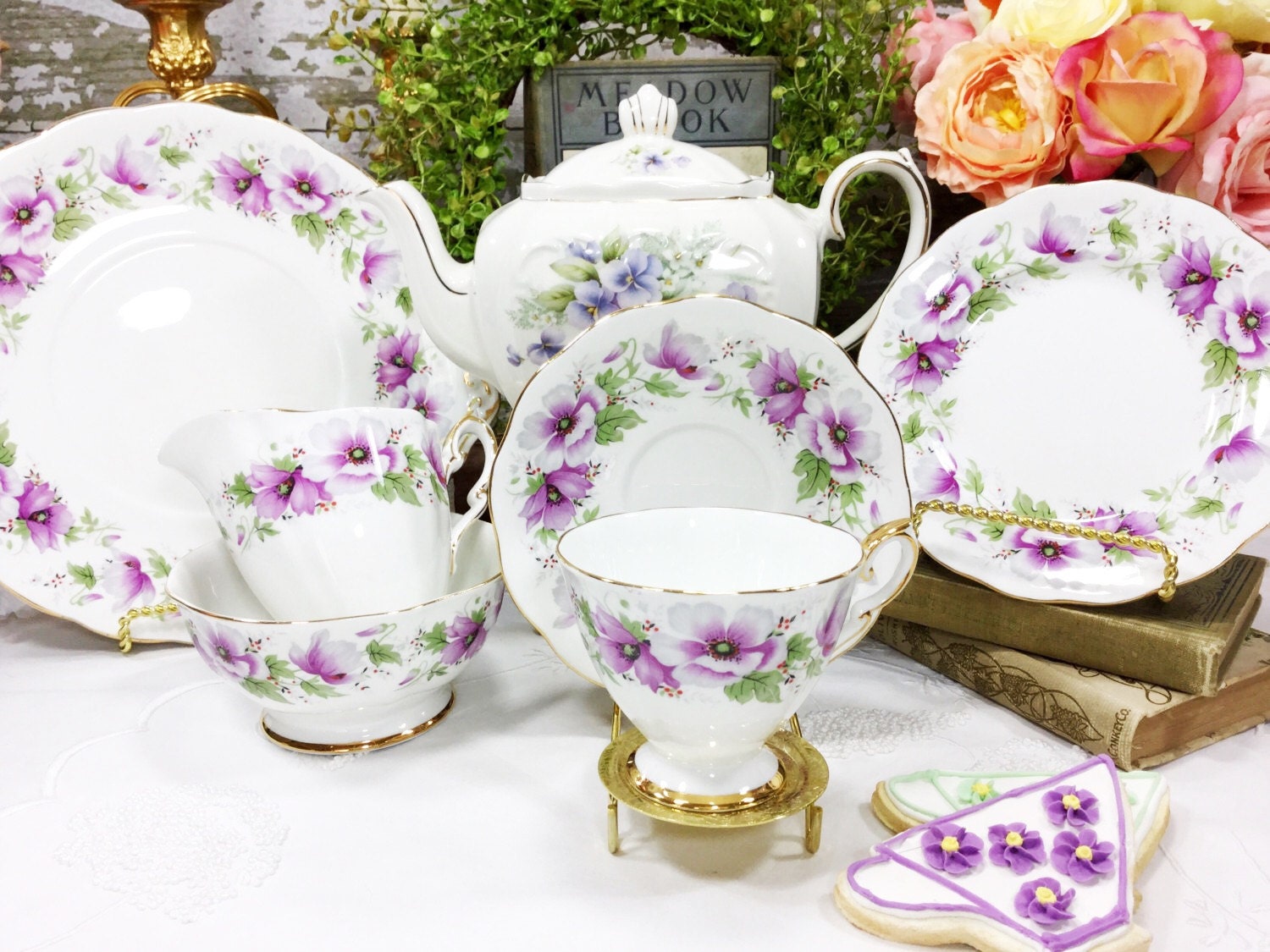 Pristine 21 Piece Royal Standard Violetta Complete English Tea Set